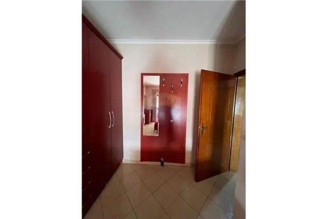 Tirane, shitet apartament 2+1+Aneks+Ballkon , 120.000 € (Don Bosko)