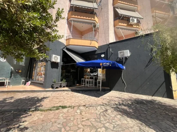 Sarande, shitet ambjent biznesi , 52 m² 100.000 € (Lagjia Koder)
