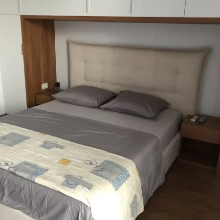 Gjiri Lalzit, jepet me qera Vile 3+1 , (Vala Mar)