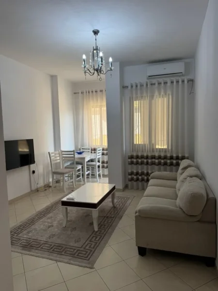 Tirane, shitet apartament 1+1+Ballkon Kati 4, 48 m² 104.000 € (Rruga e Kavajes , Rruga Stavri Themeli , prane globe)
