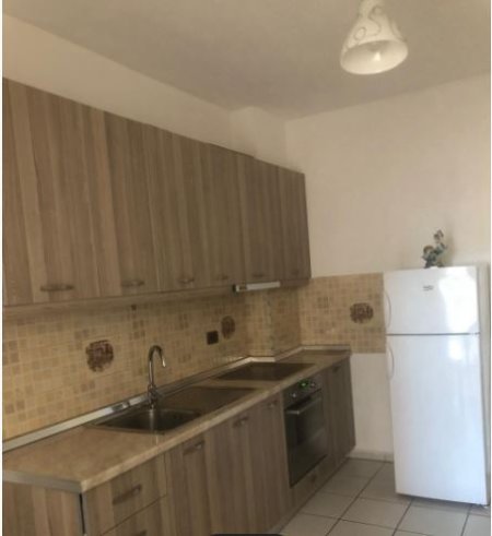 Tirane, jepet me qera apartament 1+1 Kati 3, 60 m² 40,000 leke (Prane Farmaci Dite e Nate)