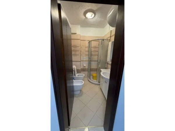 Shkembi Kavajes, shitet apartament 1+1+Ballkon Kati 6, 52 m² 80.000 € (Durres)