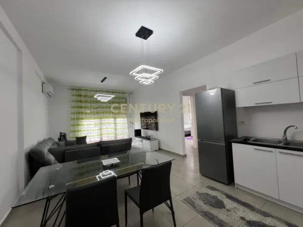 Tirane, shes apartament 2+1+Aneks+Ballkon Kati 9, 100 m² 210.000 € (Fusha e Aviacionit)