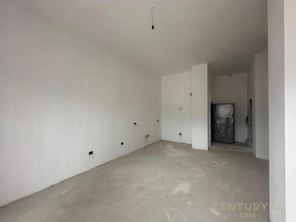 Tirane, shes apartament 3+1+Aneks+Ballkon Kati 13, 133 m² 420.000 € (Rruga e Barrikadave)
