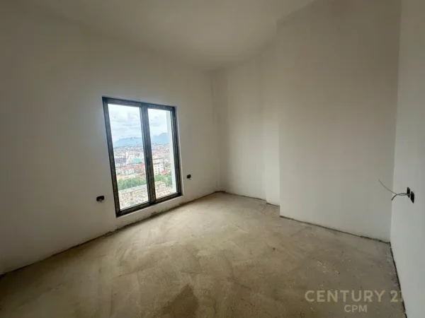 Tirane, shes apartament 3+1+Aneks+Ballkon Kati 13, 133 m² 420.000 € (Rruga e Barrikadave)