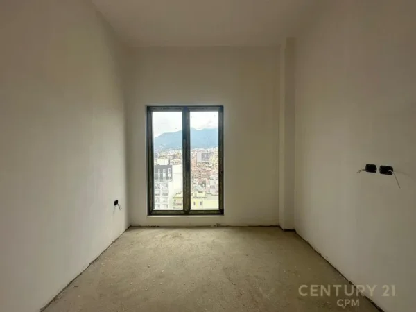 Tirane, shes apartament 3+1+Aneks+Ballkon Kati 13, 133 m² 420.000 € (Rruga e Barrikadave)