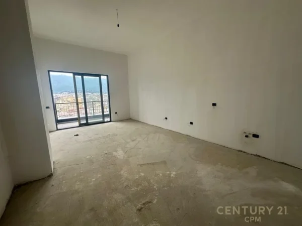 Tirane, shes apartament 3+1+Aneks+Ballkon Kati 13, 133 m² 420.000 € (Rruga e Barrikadave)