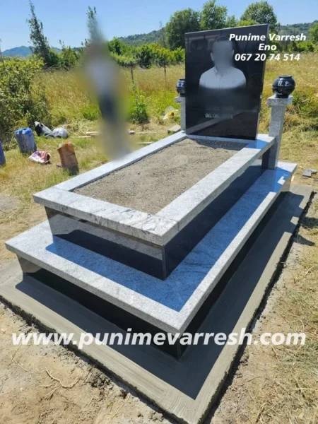 Tirane, shes Punime Varresh | Modele Varresh Te Hapur Me Pikture 350 €