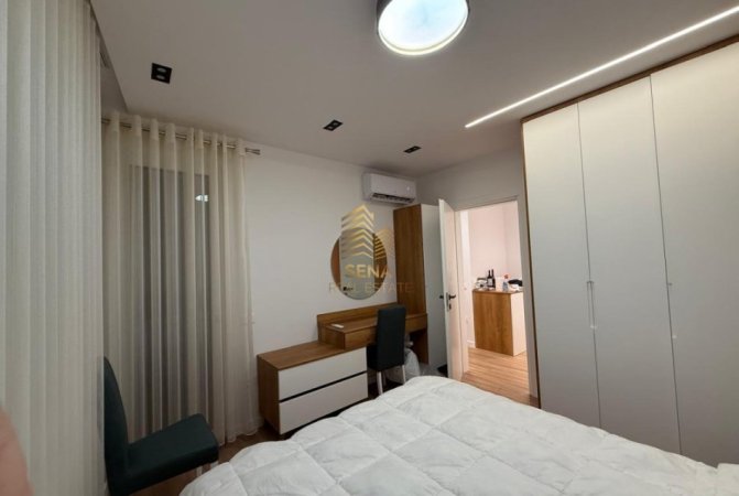 Tirane, jepet me qera apartament 1+1+Ballkon Kati 9, 60 m² 600 € (Rruga e Kavajës)