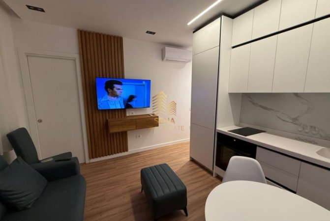 Tirane, jepet me qera apartament 1+1+Ballkon Kati 9, 60 m² 600 € (Rruga e Kavajës)