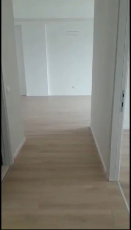 Tirane, jepet me qera apartament 2+1 Kati 7, 120 m² 50,000 leke (Astir, pallati “Eglo”)