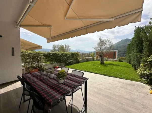 Tirane, Liste me oferta Vile 2 Katshe Kati 2, 288 m² (TEG)