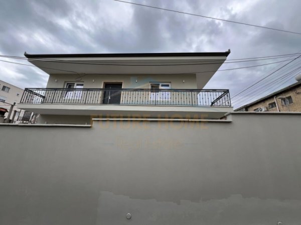 Durres, shitet shtepi 2+1 Kati 2, 260 m² 285.000 € 