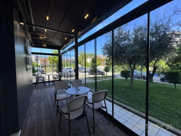 Tirane, shitet ambjent biznesi Kati 0, 190 m² 370.000 € (GREEN CITY ASTIR)