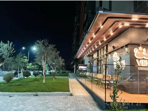 Tirane, shitet ambjent biznesi Kati 0, 190 m² 370.000 € (GREEN CITY ASTIR)