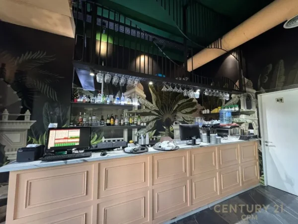 Tirane, shitet ambjent biznesi Kati 0, 190 m² 370.000 € (GREEN CITY ASTIR)