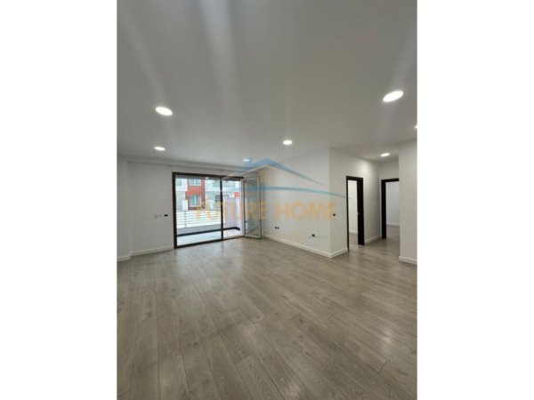 Tirane, jepet me qera ambjent biznesi Kati 0, 125 m² 1.200 € (Garden Residence Turdiu)