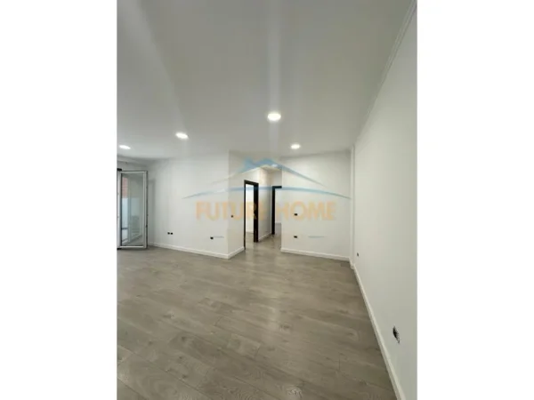 Tirane, jepet me qera ambjent biznesi Kati 0, 125 m² 1.200 € (Garden Residence Turdiu)