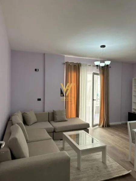 Tirane, jepet me qera apartament 1+1+Ballkon Kati 2, 75 m² 600 € (LIQENI I THATE)