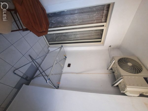 Tirane, jepet me qera apartament 1+1+Ballkon Kati 3, 60 m² 400 € (XHAMLLIK)