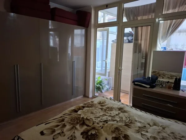Tirane, shitet apartament 1+1 Kati 2, 70 m² 170.000 € (Rruga elbasanit)
