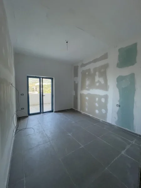 Dhermi - Palase, shitet apartament 1+1+Ballkon Kati 3, 82 m² 287.000 € (Dhermi)