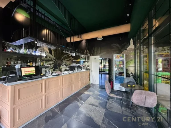 Tirane, shes ambjent biznesi Kati 0, 190 m² 370.000 € (Green City)