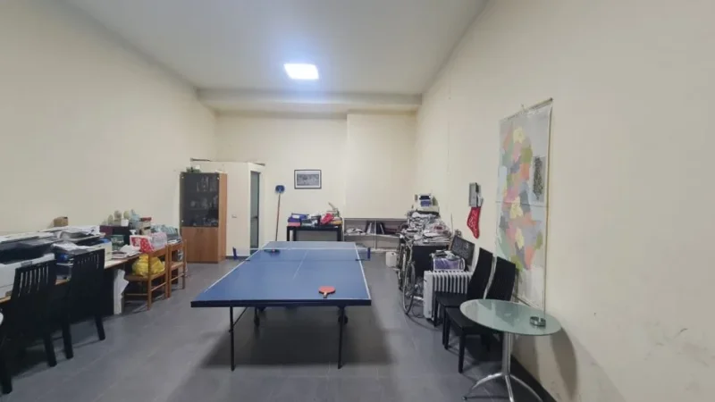 Tirane, jepet me qera ambjent biznesi Kati 0, 60 m² 400 € (Selvia , Rruga e Saracve)