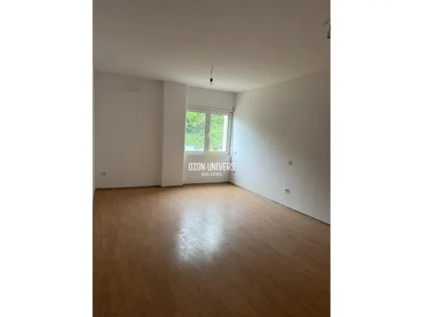 Tirane, shitet apartament 2+1+Ballkon Kati 0, 90 m² 98.659 € (Linzë, Fresk)