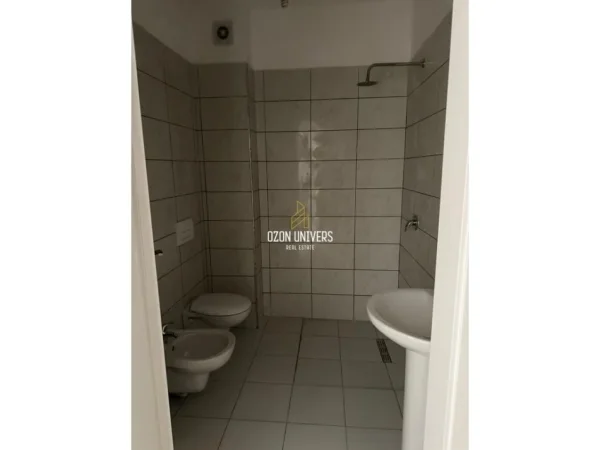 Tirane, shitet apartament 2+1+Ballkon Kati 0, 90 m² 98.659 € (Linzë, Fresk)