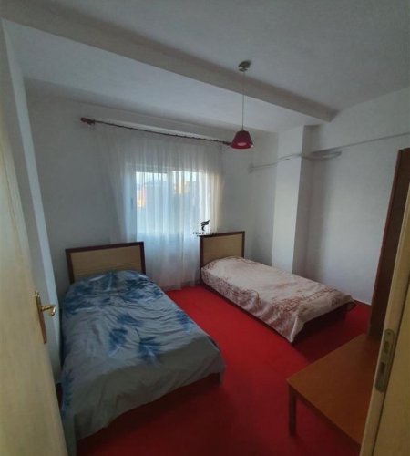 Tirane, jepet me qera apartament 2+1+Ballkon Kati 2, 80 m² 480 € (LAPRAKE)
