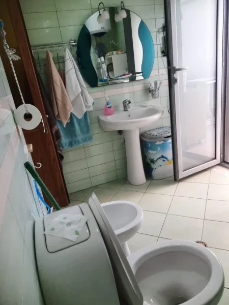 Tirane, shitet apartament 2+1 Kati 5, 86 m² 190.000 € (Zogu i Zi)