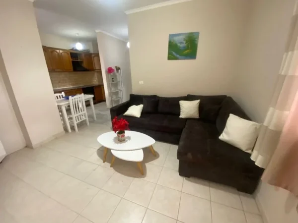 Tirane, shitet apartament 2+1 , 74 m² 105.000 € (don bosko)