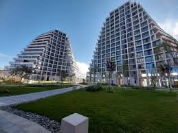 Tirane, jepet me qera zyre Kati 11, 140 m² 1.300 € (LAKE VIEW)