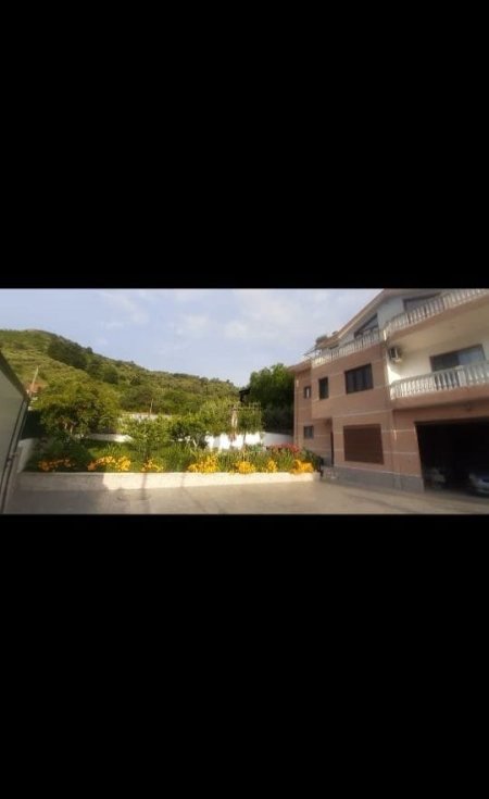 Tirane, shitet Vile 3 Katshe Kati 3, 600 m² 550.000 € (VORE)