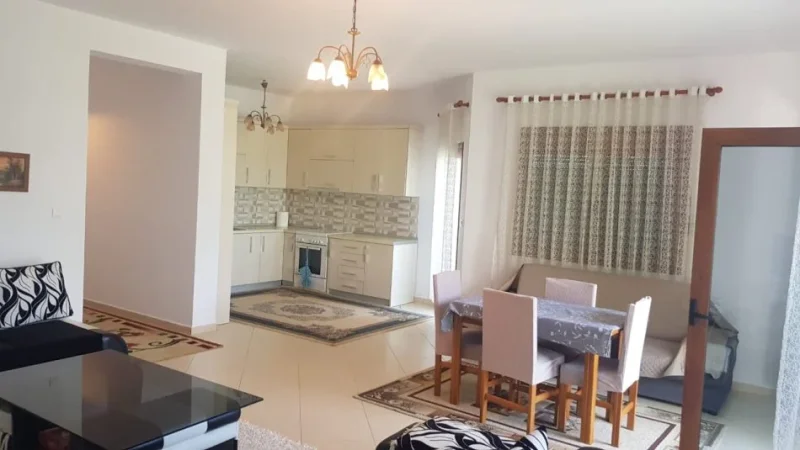 Tirane, shitet shtepi 1 Katshe Kati 1, 136 m² 180.000 € (Shkoze prane Kompleksit te Pallateve Tom Doshi)