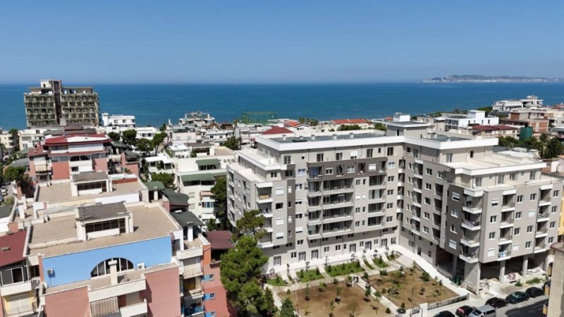 Durres, shitet apartament 1+1+Ballkon Kati 7, 72 m² 101.000 € (Rruga Fan Noli, Golem)