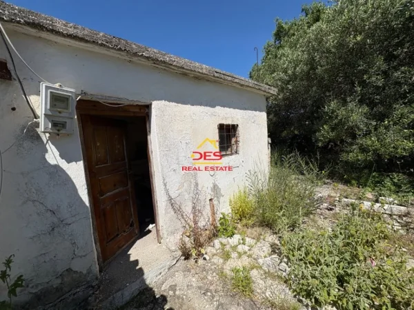 Vlore, shitet shtepi Kati 0, 80 m² 165.000 € (Kaninë)