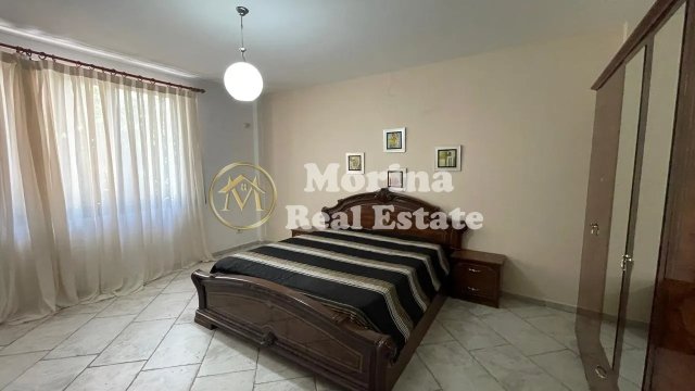 Tirane, jepet me qera shtepi 2+1 Kati 1, 160 m² 600 € (Shkolla e Kuqe)