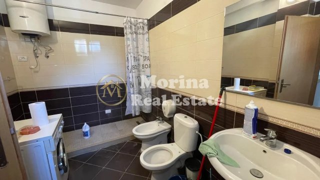 Tirane, jepet me qera shtepi 2+1 Kati 1, 160 m² 600 € (Shkolla e Kuqe)