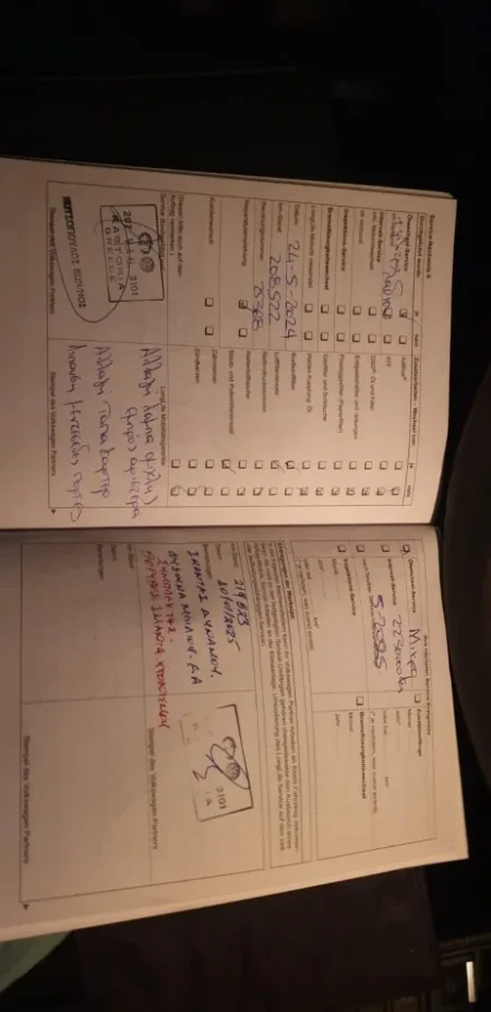 Tirane, shes makine Volkwagen passat Nafte, manuale 223.000 km 6.300 €