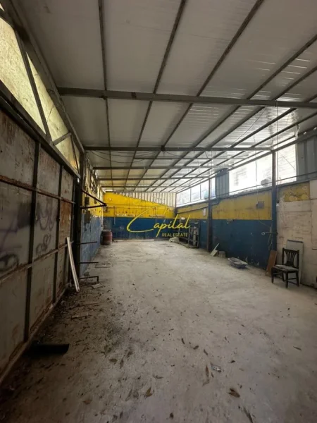 Tirane, jepet me qera ambjent biznesi Kati 0, 230 m² 1.800 € (RRUGA TEODOR KEKO)