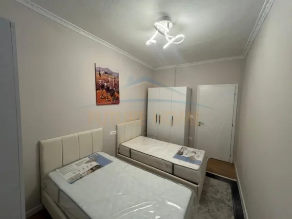 Tirane, shitet apartament 2+1 Kati 2, 90 m² 175.000 € (Rruga e Dibrës (Spitali Universitar Nënë Tereza))