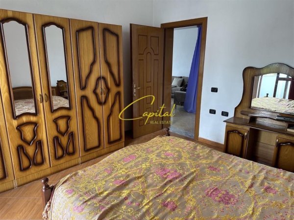 Tirane, jepet me qera apartament 3+1 Kati 3, 120 m² 350 € (BABRRU)