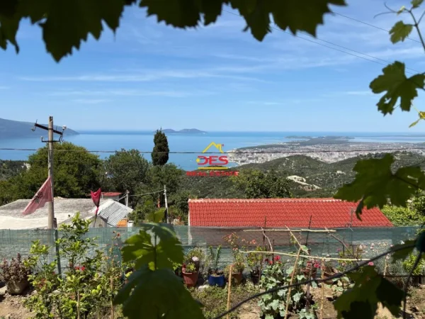 Vlore, shitet shtepi 2+1+Ballkon Kati 1, 71 m² 195.000 € (Kaninë)