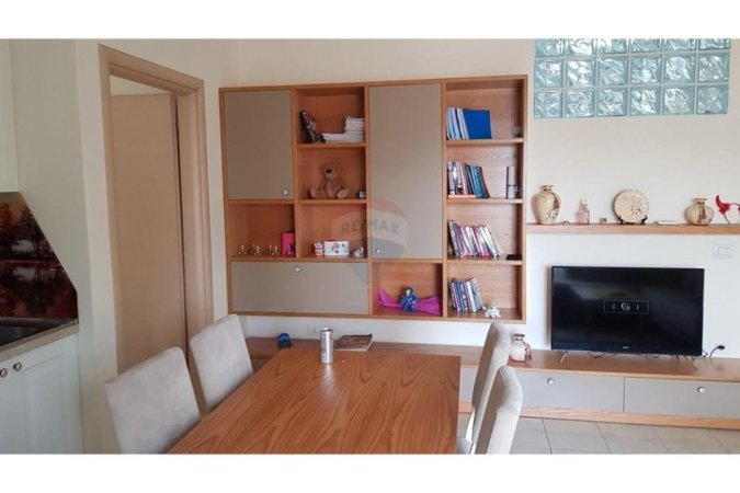 Shitet apartament 1+1 ne Don Bosko prane kishes.]