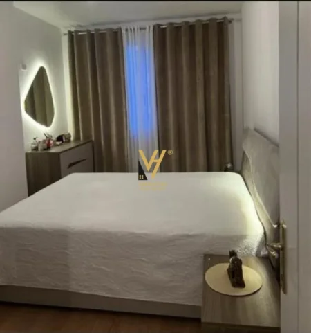 Tirane, shitet apartament 1+1+Ballkon Kati 8, 72 m² 135.000 € (ASTIR)