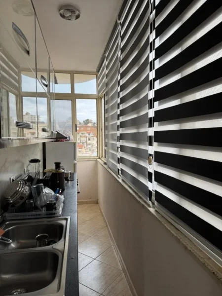 Durres, jepet me qera apartament 2+1+Aneks+Ballkon Kati 4, 100 m² 400 € (Qender, Durres)