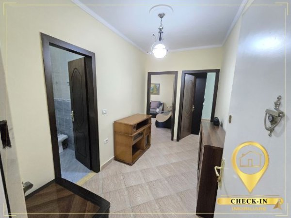 Tirane, jepet me qera apartament 1+1+Aneks Kati 3, 53 m² 400 € (Spitali Pediatrise)