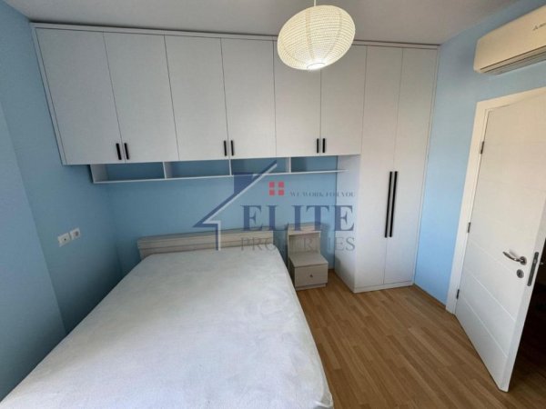 Tirane, jepet me qera apartament 2+1+Ballkon Kati 5, 95 m² 800 € (21 Dhjetori)